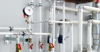 Замена труб водоснабжения в квартире в Урае – цена от 4689 руб., Мастер24