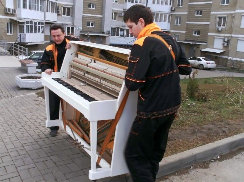 Перевозка пианино и рояля в Урае — цена от 834 руб., грузчики, упаковка — Мастер24